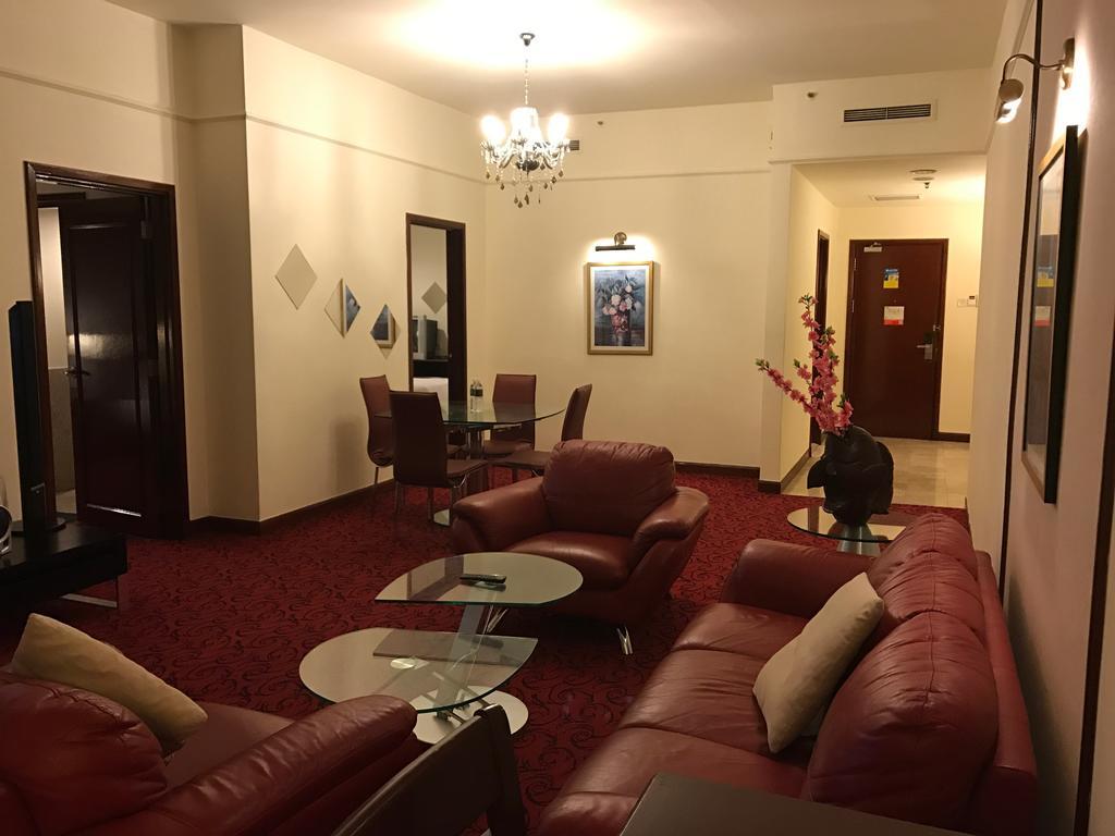 Luxy Service Suites At Times Square Kl 吉隆坡 外观 照片