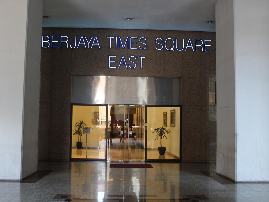 Luxy Service Suites At Times Square Kl 吉隆坡 外观 照片